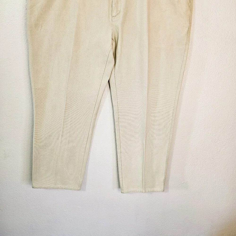 Orvis Men's Beige Pants  Size 44 X 30  Cotton Twill Flat Front Minimalist Casual